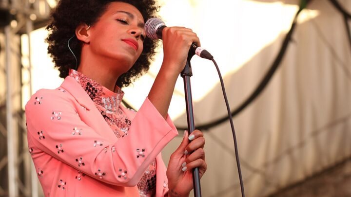 Solange lança clipe para “Lovers In The Parking Lot”, em parceria com o The Creators Project