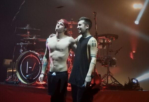 Dupla de hip-hop alternativo que você precisa conhecer AGORA: twenty one pilots