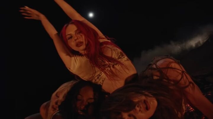 ADÉLA, de Red Bottoms: a eslovaca que Grimes achou no TikTok