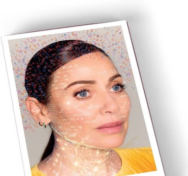Natalie Imbruglia na capa do single Algorithm
